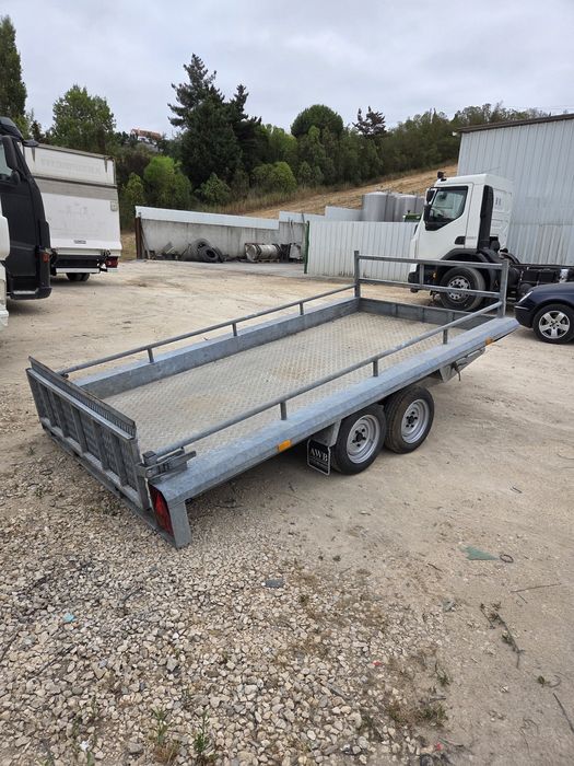 Atrelado / Reboque 2700 KG