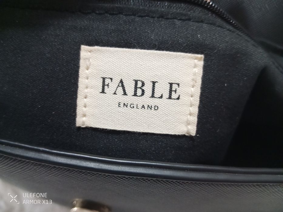 Mala Fable England Faux Leather preta