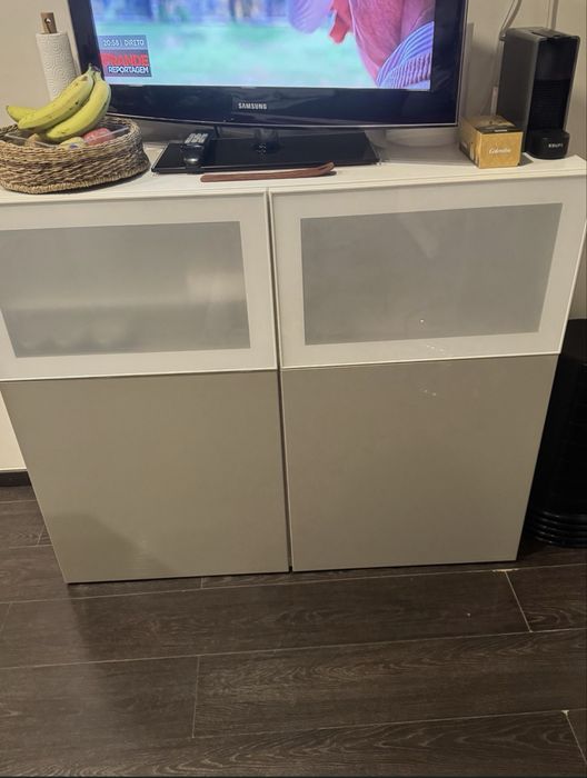 movel de portas de vidro