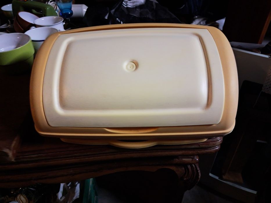 Bread or Cake Box