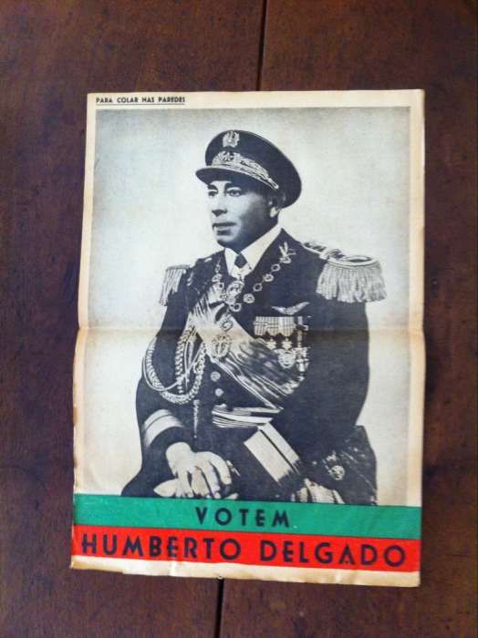 Cartaz político do General Humberto Delgado