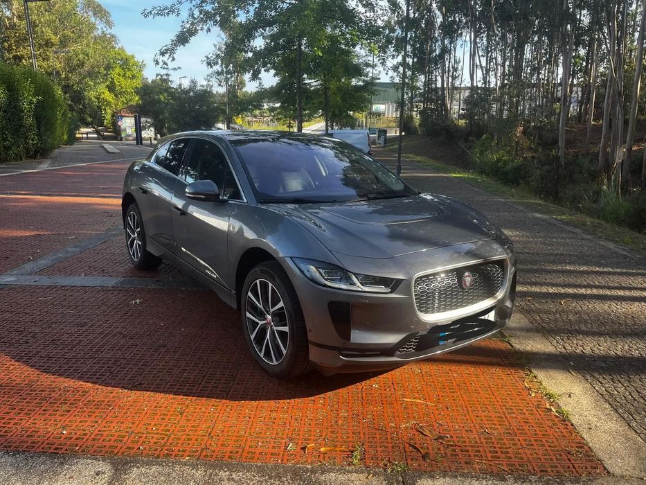 Jaguar I-Pace EV400 AWD SE