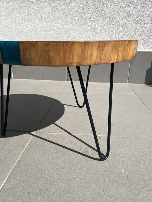 Mesa de centro madeira com epoxy