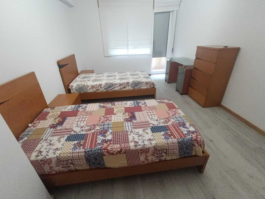 Quarto  para Arrendamento Mensal apenas a estudantes