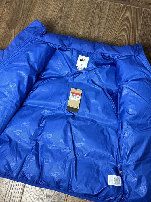 Пуховик Nike Sportswear Club Puffer Primaloft