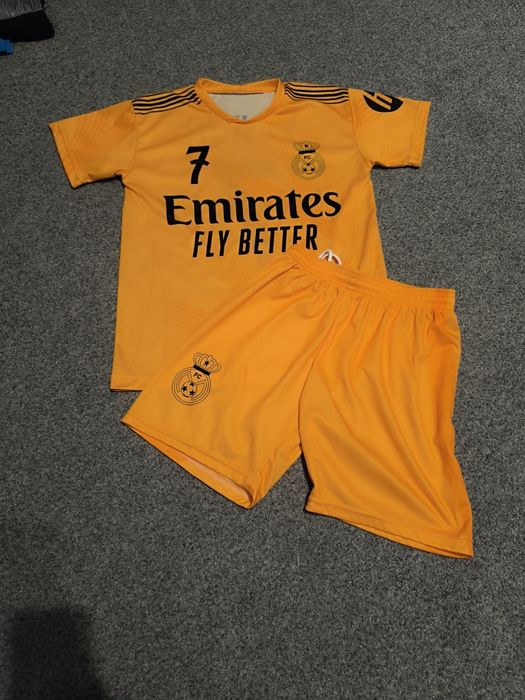 Strój piłkarski Real Madryt Vini Jr r. 158/164 Nowy
