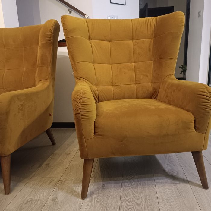 Fotel musztardowy, żółty albo złoty. BRW Casey