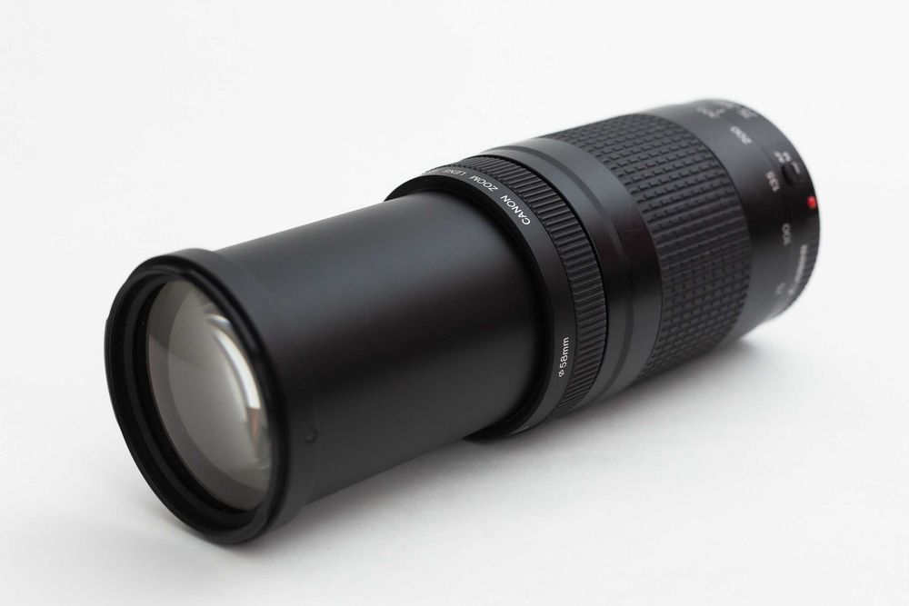 Canon EF 75-300mm f/4.0-5.6 II