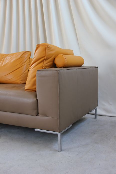 великий кутовий шкіряний диван з Європи