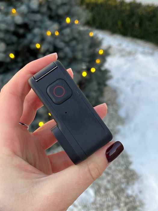 Екшн-камера GoPro Hero 11 з кріпленням на голову