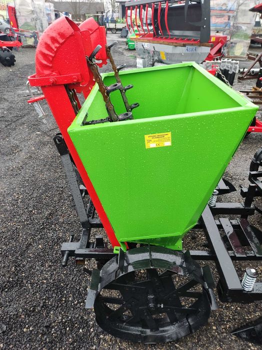 Sadzarka do ziemniaków 1/2 rzedy regulowana szerokosc gestosc