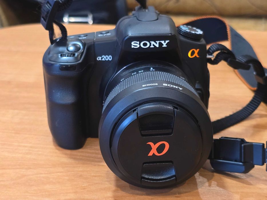 Lustrzanka aparat Sony A200