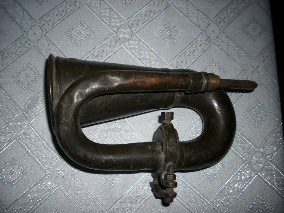 stara wojskowa trąbka ( sygnał ) do pojazdów przełom XIX - XX wiek