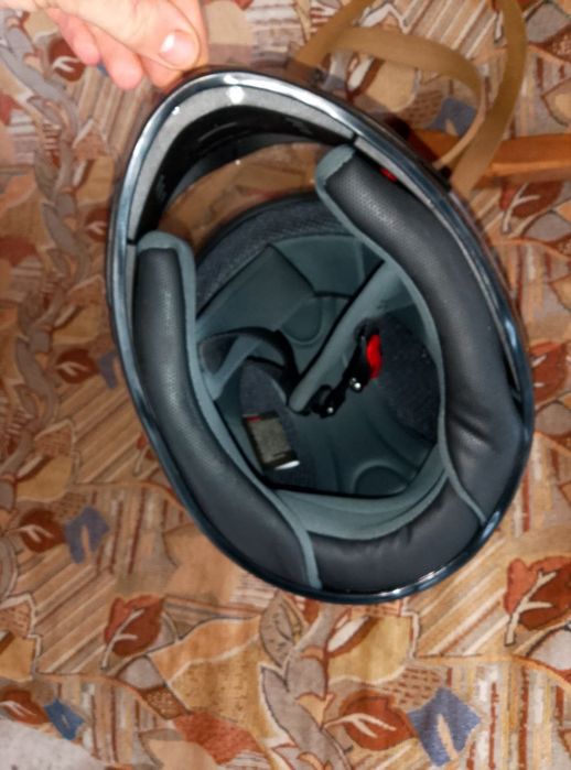 Шлема 3 штуки  .