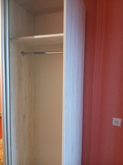 Продам шкаф купе