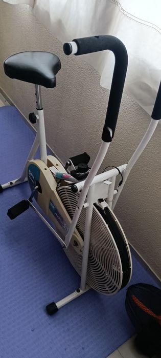 Bicicleta ginástica usada