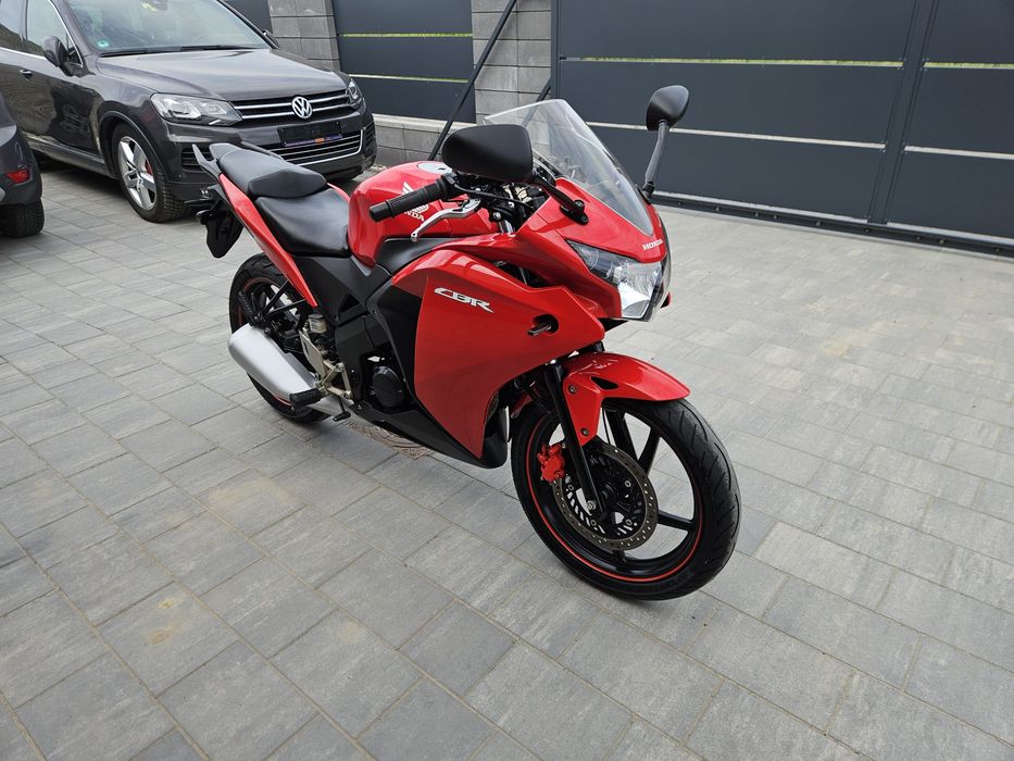 Honda CBR 125cm3 2014r, DOINWESTOWANA MAX, import De, FILM 4K, Dostawa pod dom