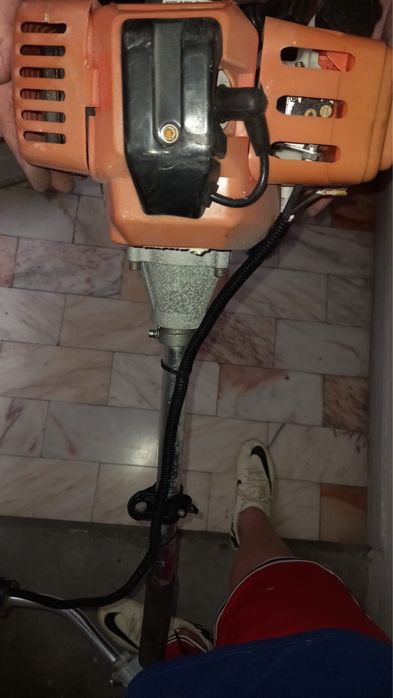 Vendo Corta Relva Kawasaki preço negociavel!