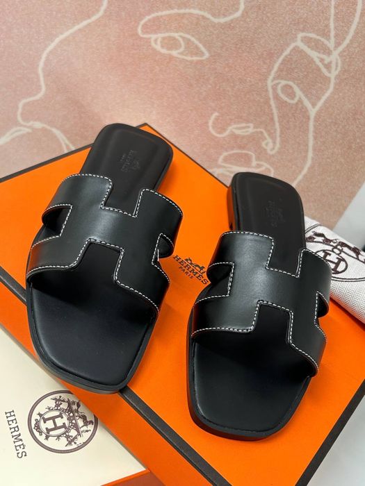 Hermes Oran в наявності