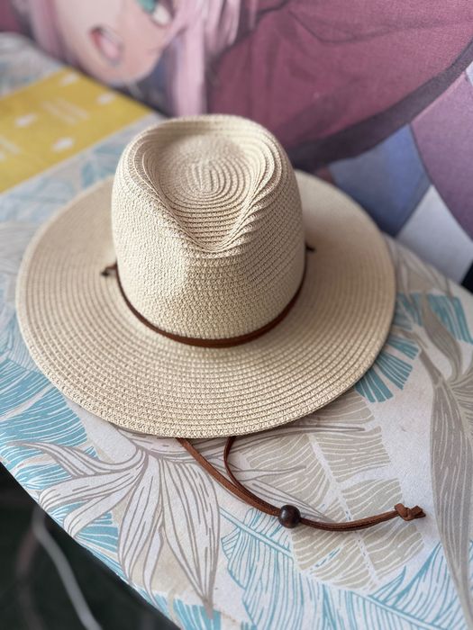 Капелюх Федора жіночий