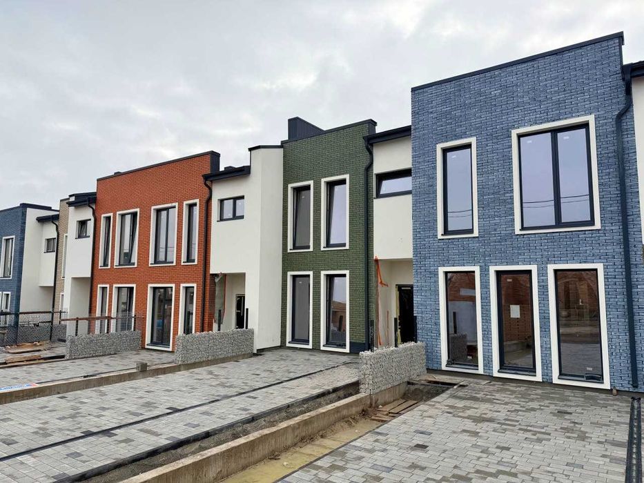 Сучасні та стильні КОТЕДЖІ Амстер в чудовій локації (Щасливе)