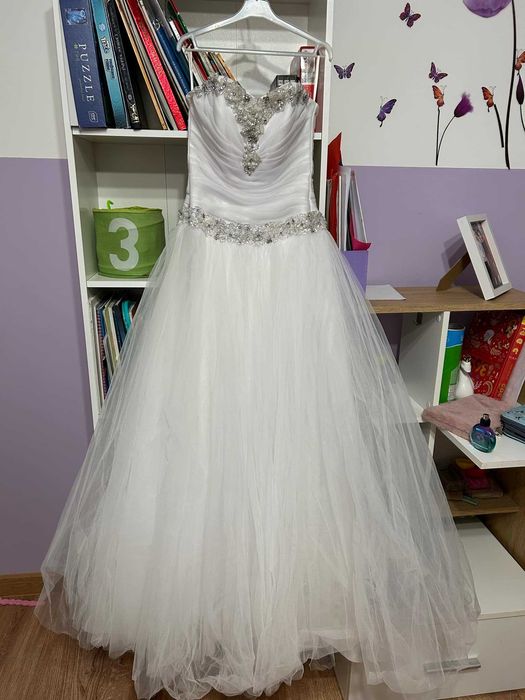 Sprzedam  suknię ślubną