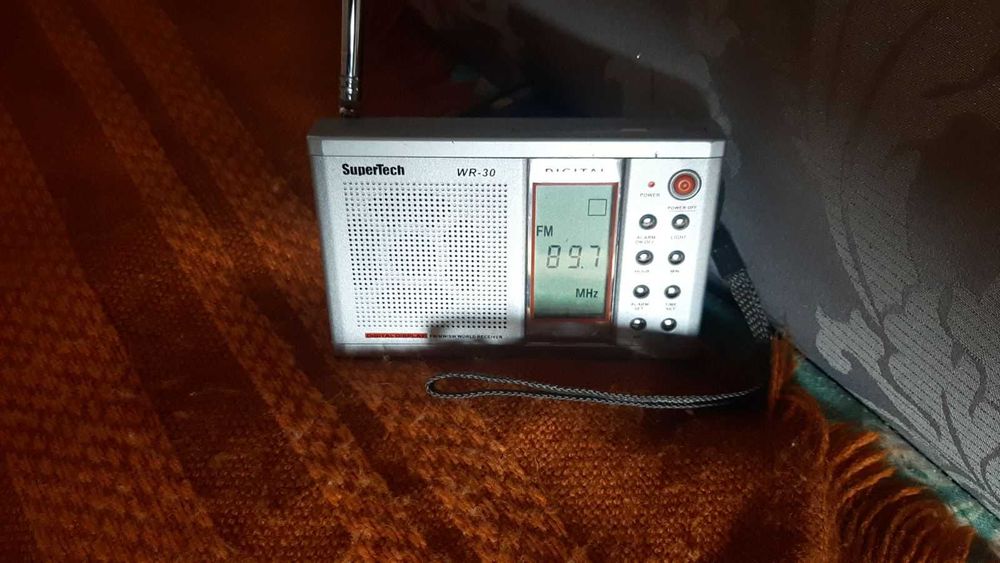 Цифровой радиоприёмник SuperTech WR-30.