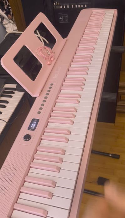 Цифрове ПІАНІНО  StageStar- 88 клавіш+пюпітр для нот