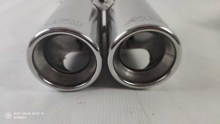 Końcówka wydechu tłumika tuning 76mm