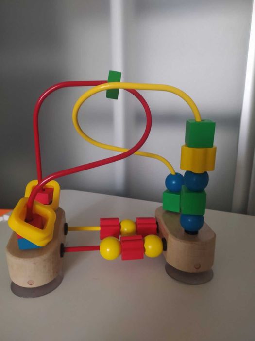 Пальчиковый лабиринт 20*20 Melissa and Doug на присосках