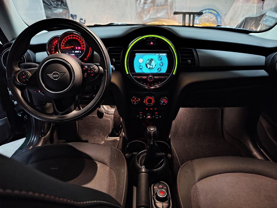 Mini Cooper Diesel como novo