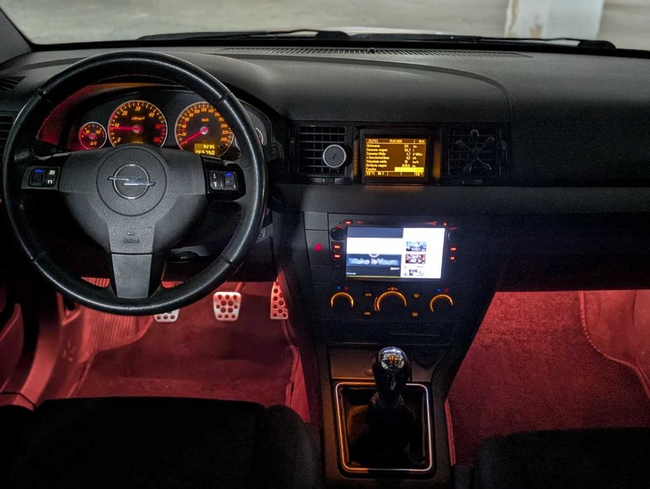 Opel Vectra Caravan — fotografia 7