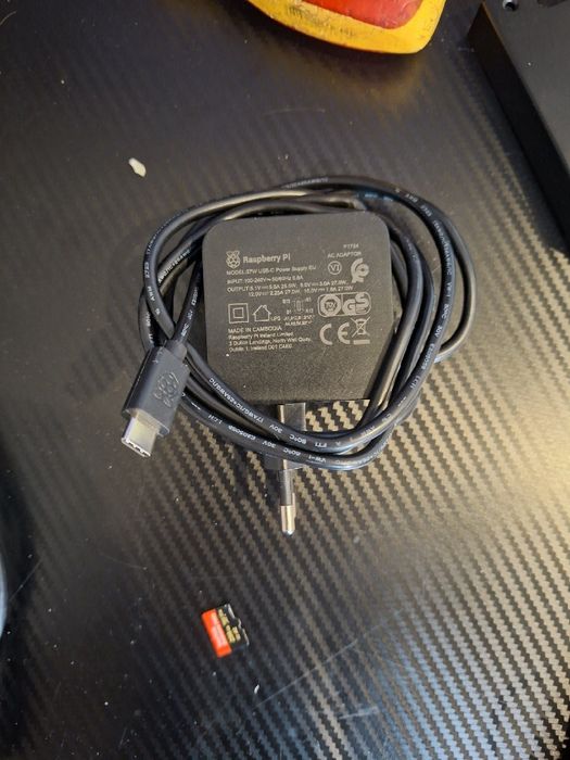 Rasberry pi 5 z akcesoriami