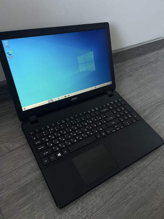 Робочий ноутбук Acer ES1-531