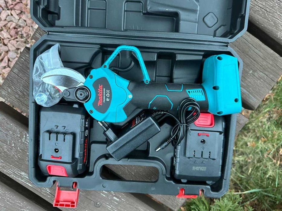 Секатор акумуляторний електричний makita. Электрические ножницы макита