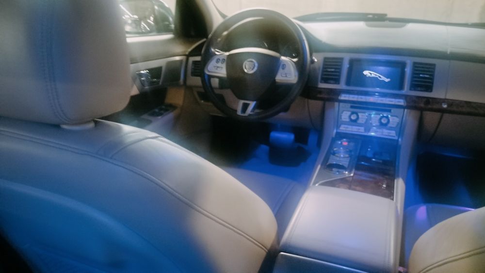Jaguar XF 2.2 d 200 cv j20  2012