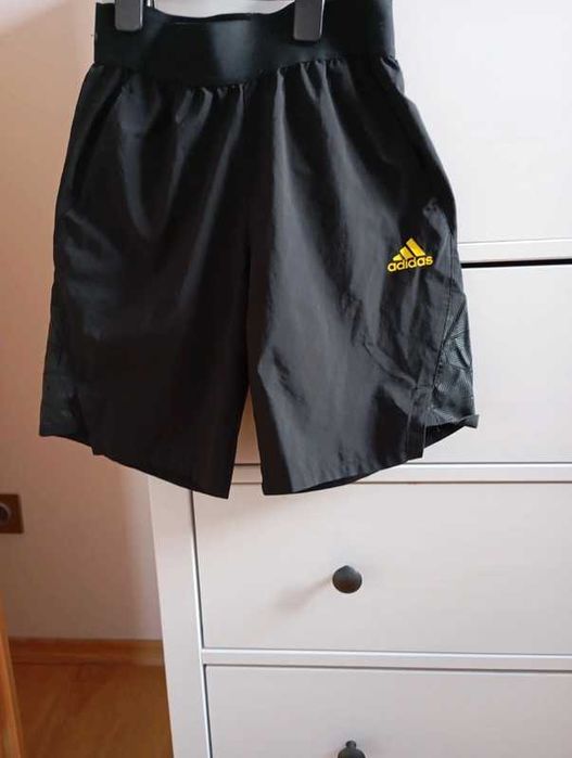 Addidas spodenki chłopięce