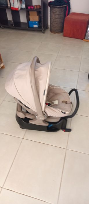 Ovo Bébécar Easymaxi + Base
