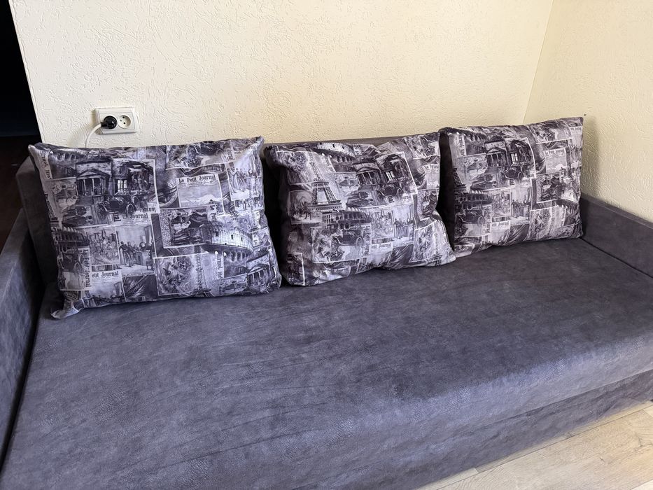 Диван єврокнижка