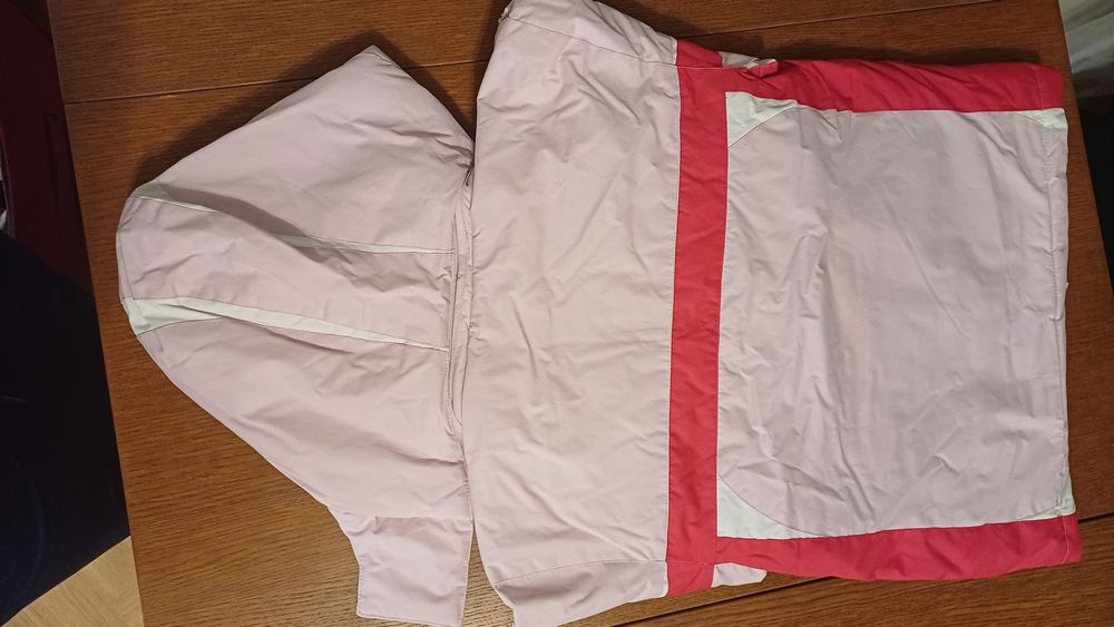 Kurtka zimowa narciarska Trespass 600mm 7/8lat r.122-128