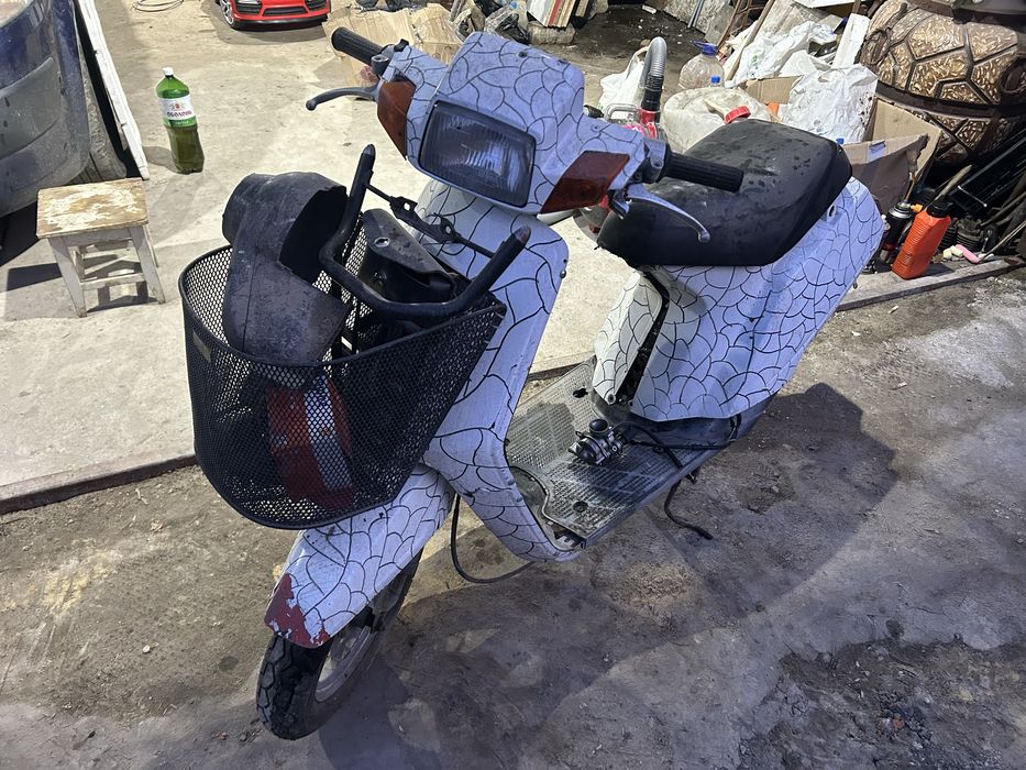 Скутер Honda Eve