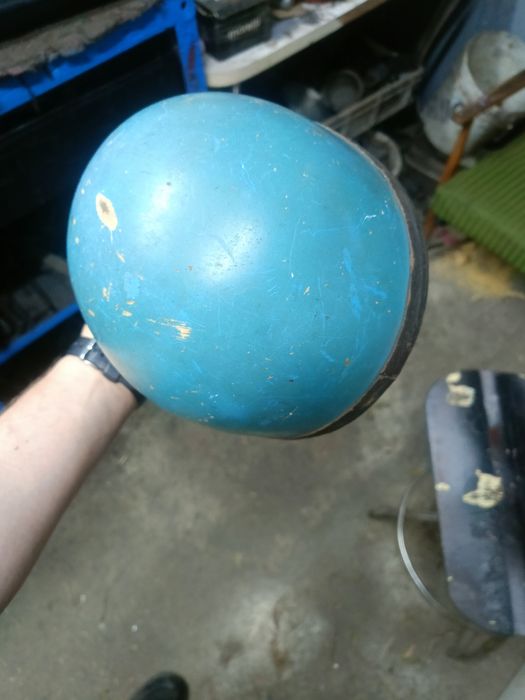 Stary PRL  kask  orzeszek  wyprzedaż garażowa kolekcji