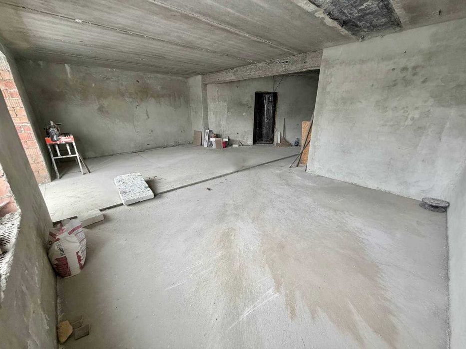 Простора квартира у новобудові / м.Трускавець