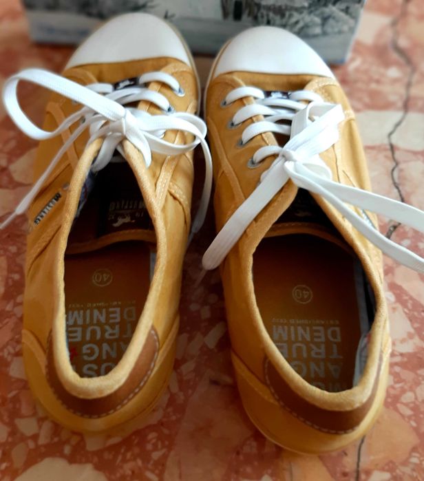 MUSTANG женские кроссовки лоферы орігінал холщовые лоферы. 40 р.