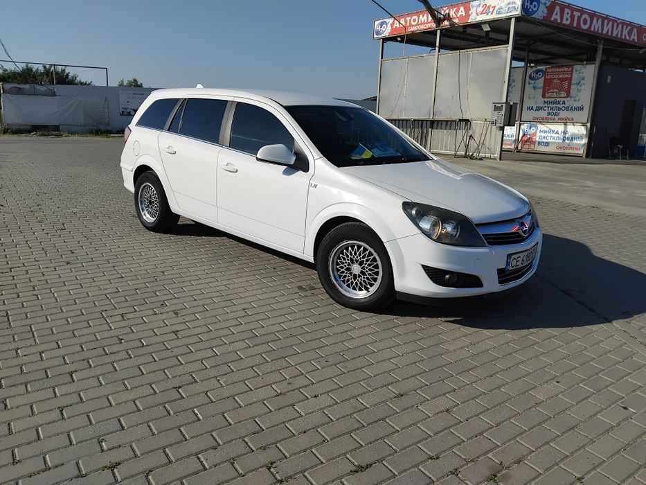 Оренда авто Opel astra 2010