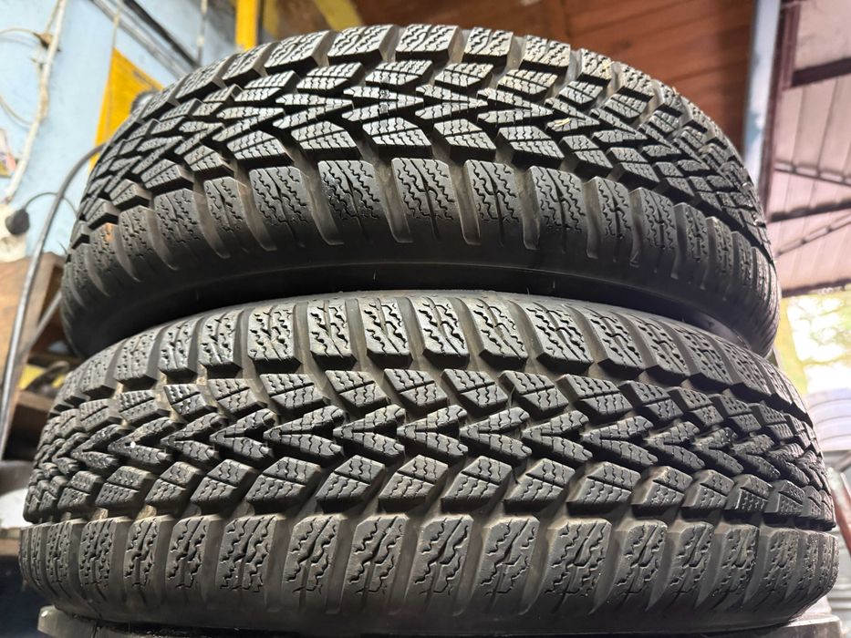 Para opon Dunlop Winter Response-2 165/65r15 81T 2020 r.