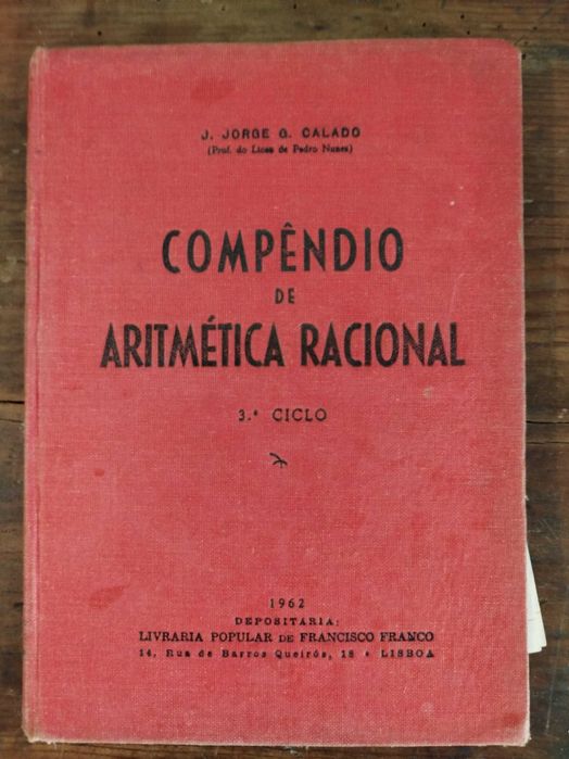 Manuais Escolares Antigos