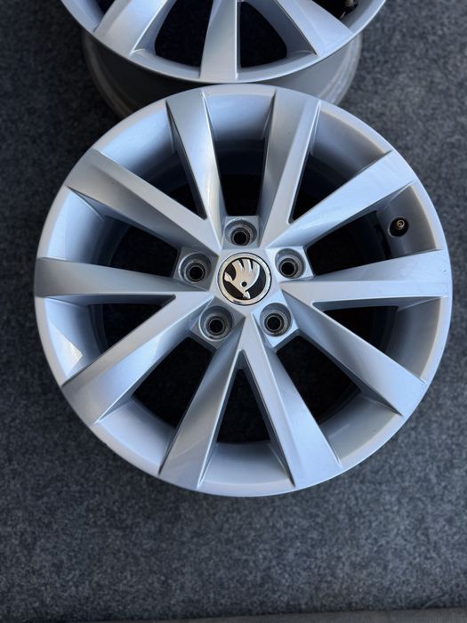 Диски R16 5/112 ЕТ46 6.5j Skoda Octavia A7 Оригінал поштучно