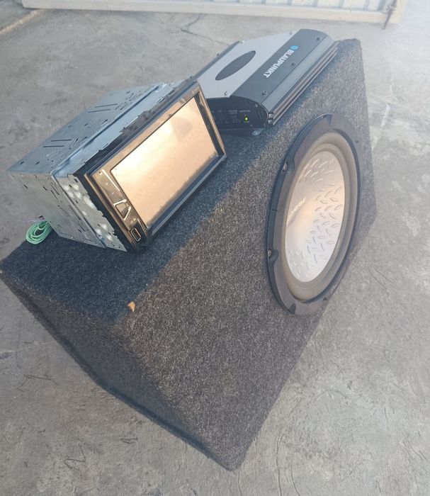 Продам Саббуфер три в одному...