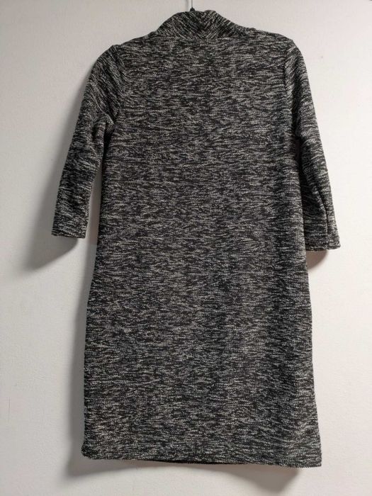 Sukienka z 3/4 rękawkami